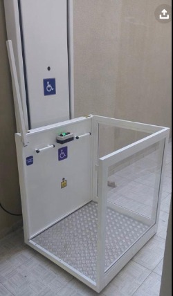 Elevador residencial para acesso PCD